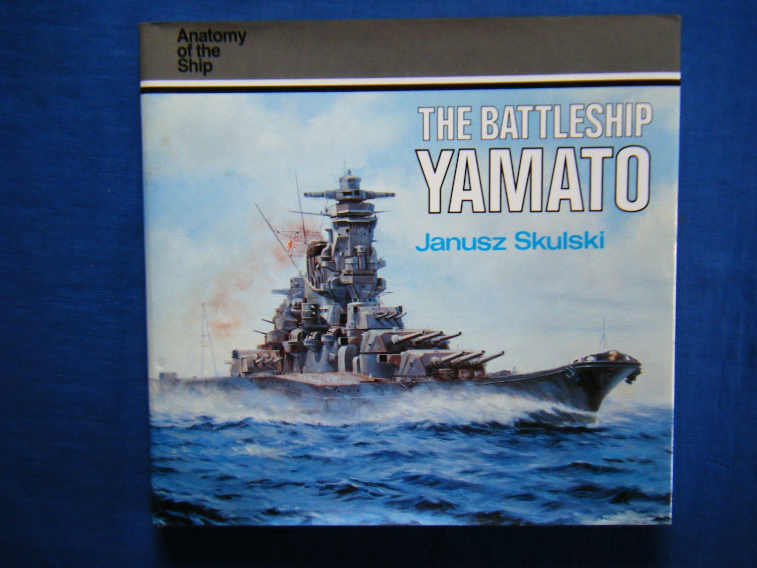 洋書 The Battleship YAMATO (Janusz Skulski) Battleships Yamato and Musashi: : Anatomy of The Ship Janusz